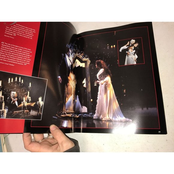 The Phantom Of the Opera Pantages Theatre Toronto Book & 2 Theatre Programs - Picture 12 of 16